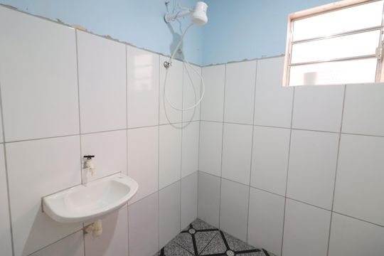 Banheiro de casa para alugar com 3 quartos, 250m² em Bela Vista, Osasco
