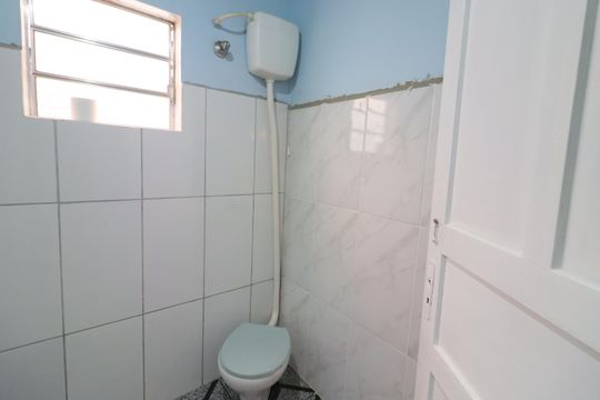 Banheiro de casa para alugar com 3 quartos, 250m² em Bela Vista, Osasco