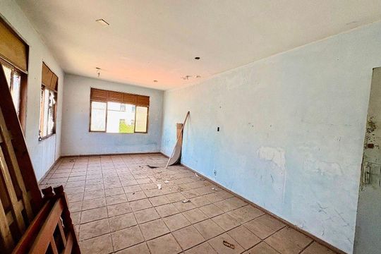 Casa à venda com 5 quartos, 500m² em São Domingos, Niterói