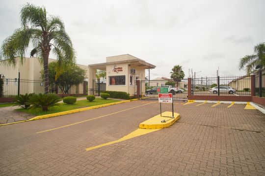 Fachada de casa de condomínio à venda com 2 quartos, 48m² em Feitoria, São Leopoldo