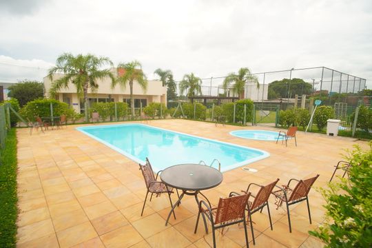 Área comum - Piscina de casa de condomínio à venda com 2 quartos, 48m² em Feitoria, São Leopoldo