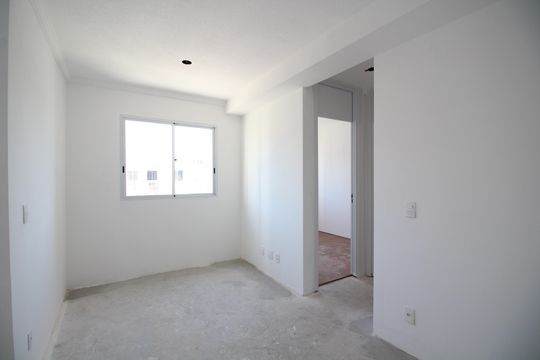 Sala de apartamento para alugar com 2 quartos, 42m² em Taquara, Rio de Janeiro