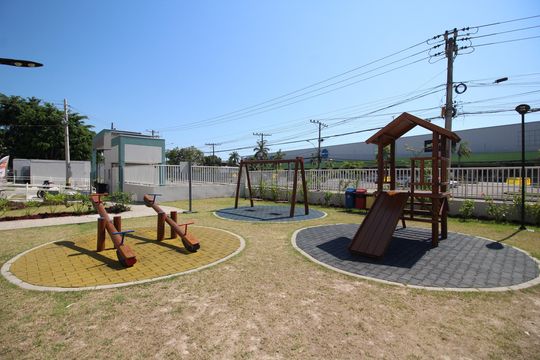 Playground de apartamento para alugar com 2 quartos, 42m² em Taquara, Rio de Janeiro