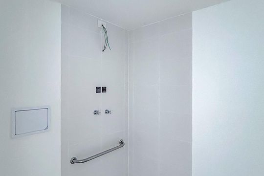 Banheiro de apartamento para alugar com 1 quarto, 26m² em Penha de França, São Paulo