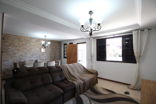 Sala de casa de condomínio à venda com 4 quartos, 250m² em Taquara, Rio de Janeiro