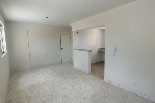 Apartamento à venda com 2 quartos, 65m² em Colégio Batista, Belo Horizonte