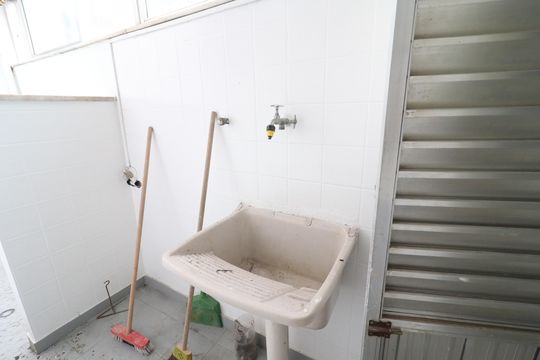 Área de Serviço de apartamento para alugar com 3 quartos, 84m² em Tauá, Rio de Janeiro