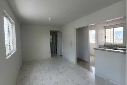 Apartamento à venda com 2 quartos, 67m² em Colégio Batista, Belo Horizonte