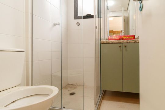 Banheiro de apartamento para alugar com 2 quartos, 73m² em Vila Maria Alta, São Paulo