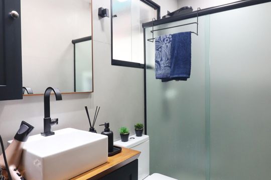 Banheiro Social de apartamento à venda com 3 quartos, 64m² em Vila Jerusalem, São Bernardo do Campo