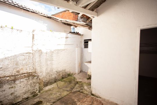 QUINTAL E ÁREA DE SERVIÇO de casa à venda com 2 quartos, 250m² em Sítio do Mandaqui, São Paulo