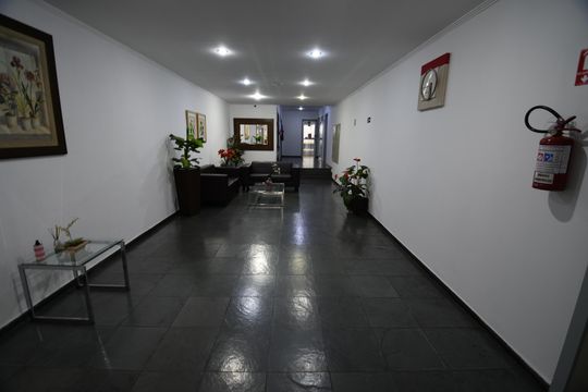 Hall social de apartamento à venda com 1 quarto, 50m² em Centro, Campinas