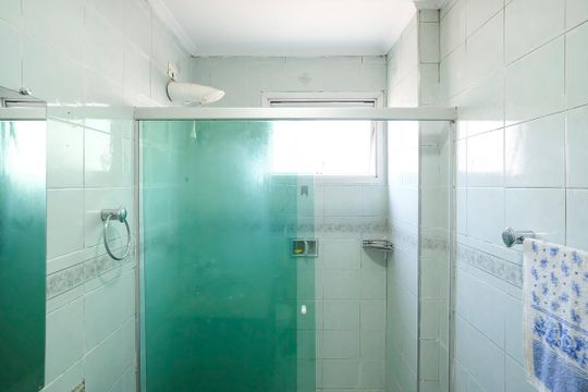 Banheiro de apartamento à venda com 2 quartos, 79m² em Vila Helena, São Bernardo do Campo