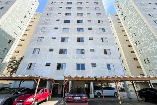 Fachada + plaquinha de apartamento à venda com 2 quartos, 79m² em Vila Helena, São Bernardo do Campo