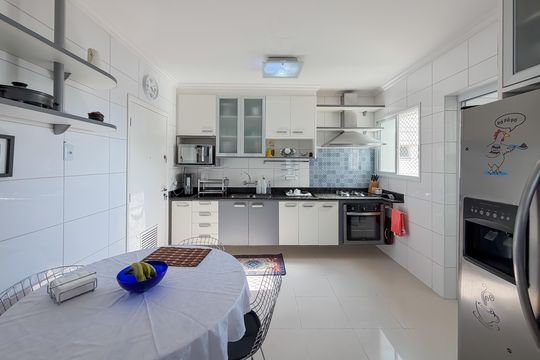 Cozinha de apartamento à venda com 3 quartos, 133m² em Ipiranga, São Paulo