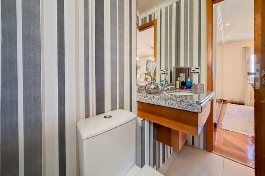 Banheiro Social de apartamento à venda com 3 quartos, 133m² em Ipiranga, São Paulo