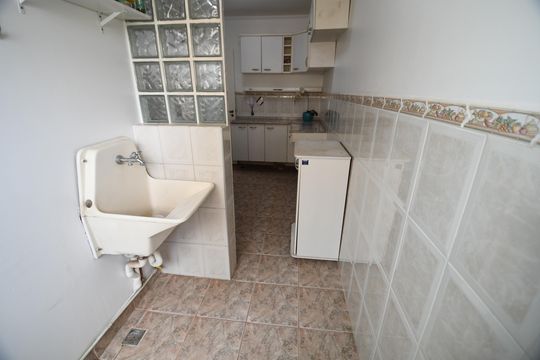 Área de Serviço de apartamento para alugar com 2 quartos, 60m² em Vila Nova Teixeira, Campinas