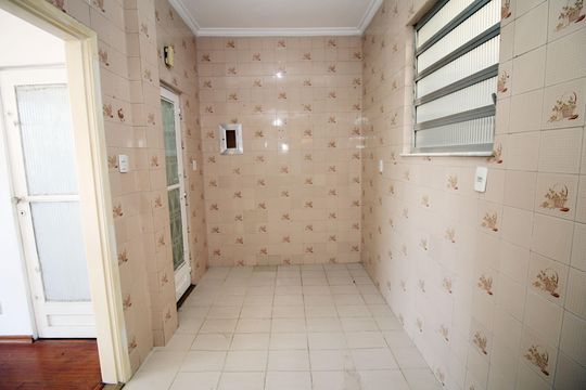 Cozinha de apartamento à venda com 2 quartos, 60m² em Olaria, Rio de Janeiro