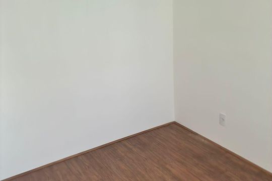 Apartamento à venda com 2 quartos, 38m² em Vila Carmosina, São Paulo