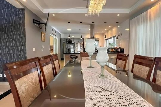 Casa de Condomínio para alugar com 3 quartos, 580m² em Mont Blanc Résidence, Campinas