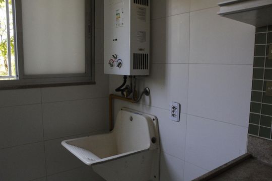 Apartamento à venda com 2 quartos, 52m² em Taquara, Rio de Janeiro