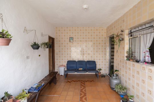 Entrada de casa para alugar com 2 quartos, 300m² em Limoeiro, São Paulo