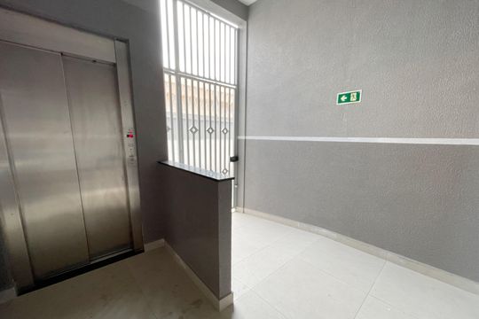 Hall de entrada de apartamento à venda com 2 quartos, 53m² em Sítio do Morro, São Paulo