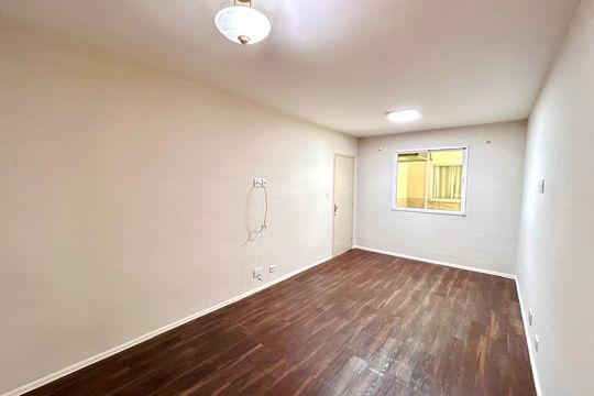 Sala de apartamento à venda com 2 quartos, 62m² em Jardim Barbosa, Guarulhos
