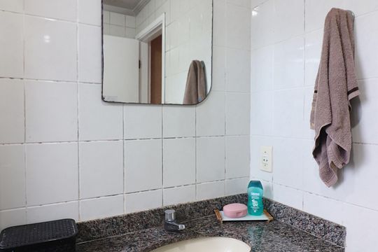Banheiro Social de apartamento à venda com 2 quartos, 70m² em Jardim das Acacias, São Bernardo do Campo