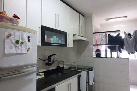 Cozinha e Área de Serviço de apartamento à venda com 2 quartos, 70m² em Jardim das Acacias, São Bernardo do Campo
