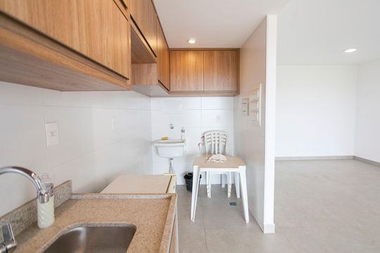 Cozinha de apartamento para alugar com 3 quartos, 117m² em Jardim Sul, Uberlândia