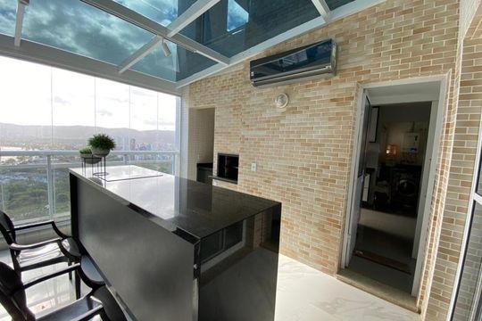 Apartamento para alugar com 4 quartos, 289m² em Parque Enseada, Guarujá