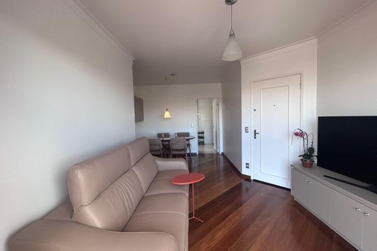 Sala de Estar de apartamento à venda com 2 quartos, 81m² em Campo Belo, São Paulo