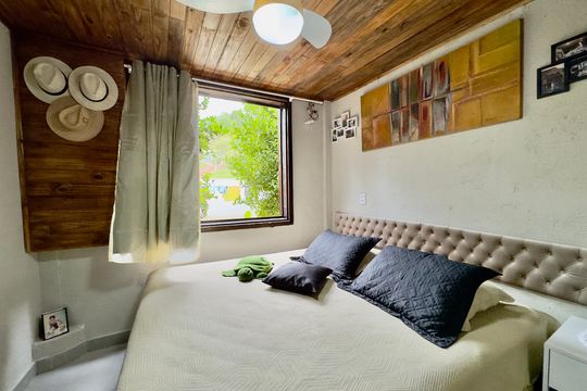 Casa para alugar com 5 quartos, 980m² em Macacos, Nova Lima