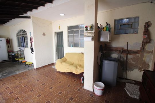 Cozinha e Área de Serviço de casa à venda com 2 quartos, 105m² em Santa Cruz Industrial, Contagem