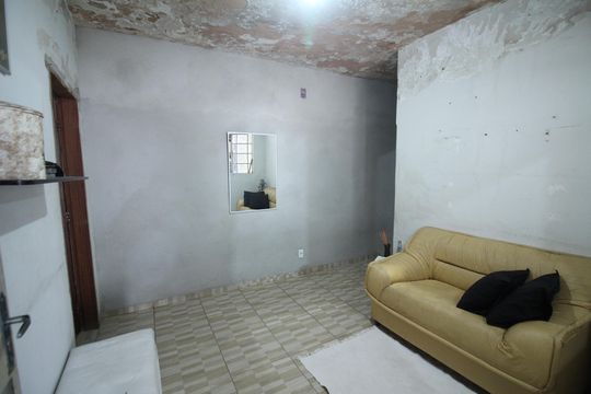 Sala de casa para alugar com 2 quartos, 105m² em Santa Cruz Industrial, Contagem