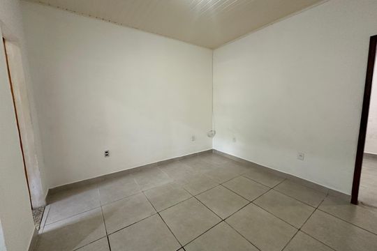 Casa para alugar com 1 quarto, 45m² em Jardim Julio, Barueri
