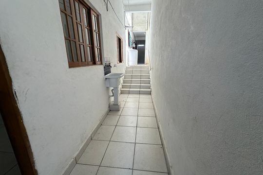 Quintal de casa para alugar com 1 quarto, 45m² em Jardim Julio, Barueri