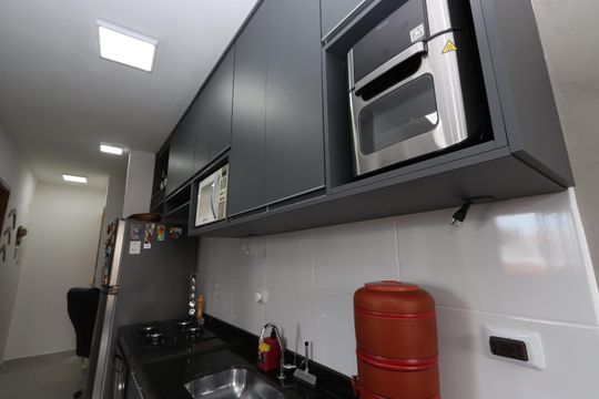 Cozinha de apartamento à venda com 1 quarto, 48m² em Vila Lucia, São Paulo