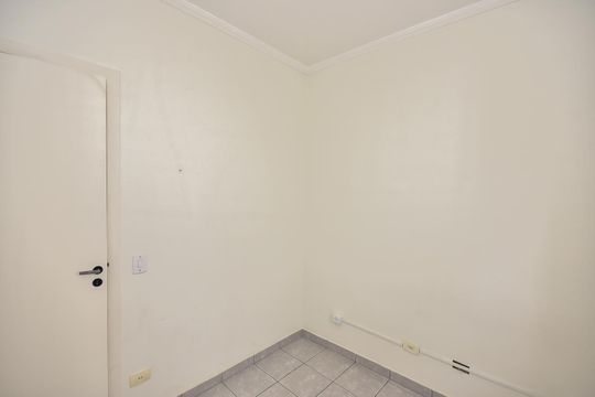 Casa à venda com 3 quartos, 152m² em Jardim Monte Kemel, São Paulo
