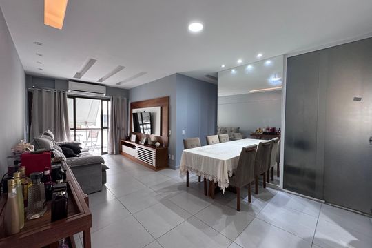 Sala de apartamento para alugar com 2 quartos, 75m² em Recreio dos Bandeirantes, Rio de Janeiro