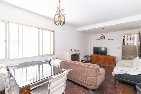 Sala de casa à venda com 3 quartos, 140m² em Jardim Popular, São Paulo