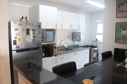 Cozinha de apartamento à venda com 2 quartos, 70m² em Santa Paula, São Caetano do Sul