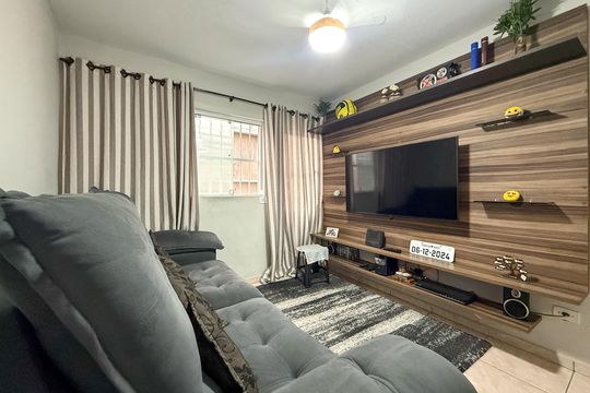 Casa à venda com 3 quartos, 130m² em Jardim Vergueiro, São Paulo