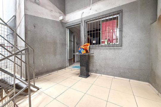 Quintal de casa à venda com 3 quartos, 130m² em Jardim Vergueiro, São Paulo