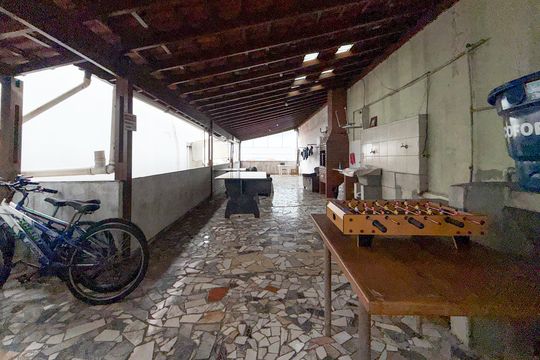Sacada de casa à venda com 3 quartos, 130m² em Jardim Vergueiro, São Paulo