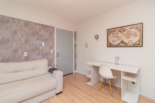 Sala de apartamento à venda com 1 quarto, 28m² em Centro Histórico, Porto Alegre