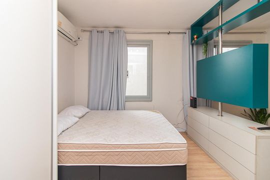 Quarto de apartamento à venda com 1 quarto, 28m² em Centro Histórico, Porto Alegre