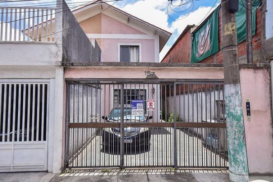 Fachada de casa à venda com 3 quartos, 125m² em Jardim Monte Kemel, São Paulo