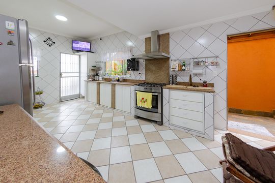 Cozinha de casa para alugar com 4 quartos, 560m² em Marajó, Belo Horizonte